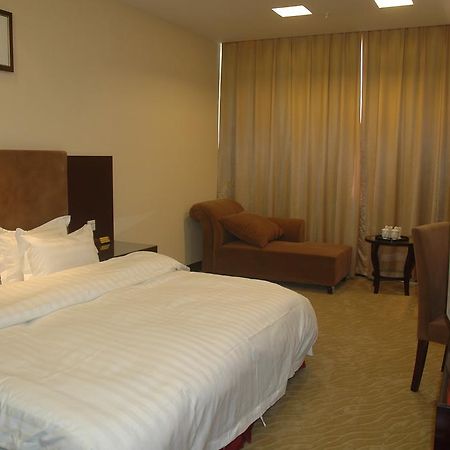 Guangzhou Xiangdu Hotel Экстерьер фото